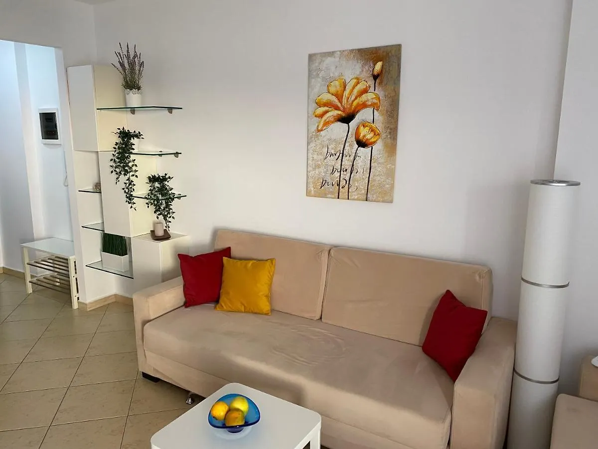 Apartment With Huge Sea View Balcony Saranda Arnavutluk