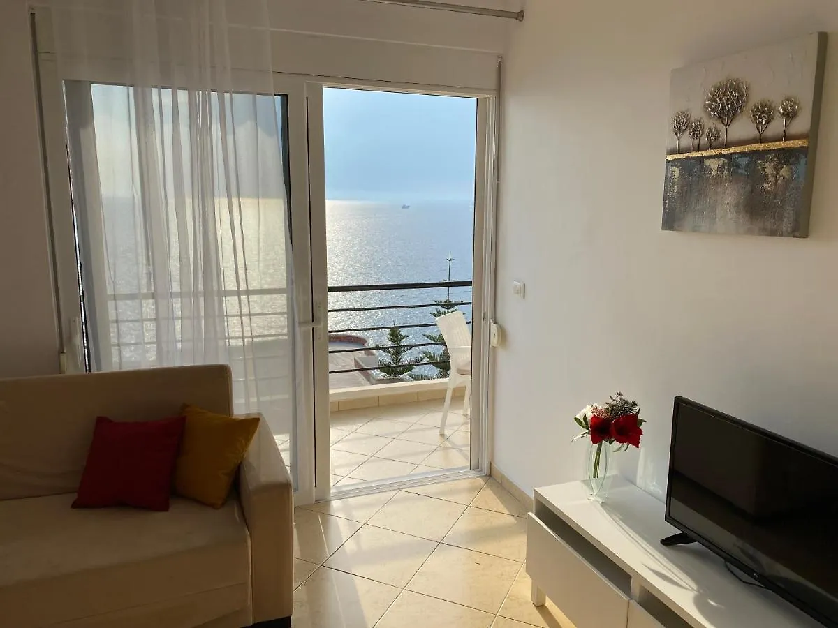 Apartment With Huge Sea View Balcony Sarandë