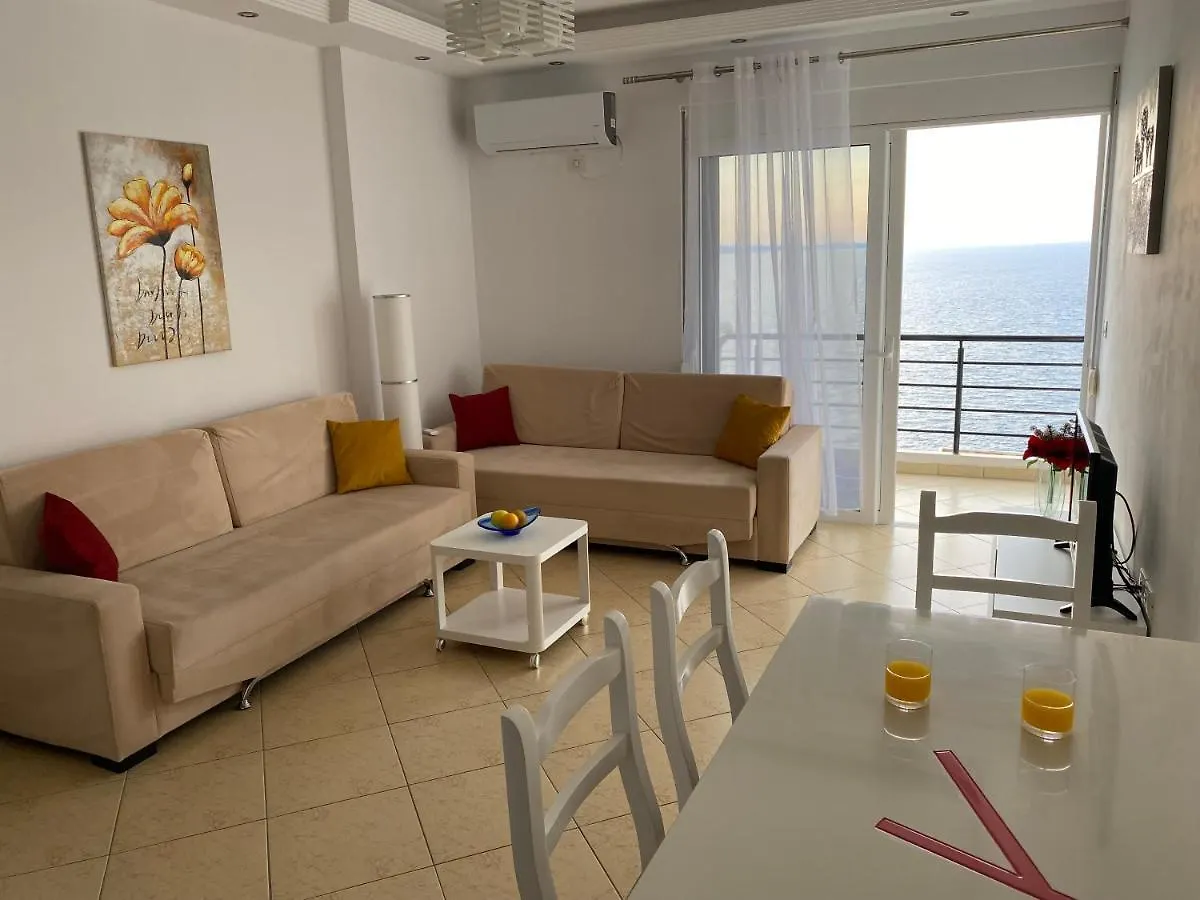 Apartment With Huge Sea View Balcony Sarandë Albânia