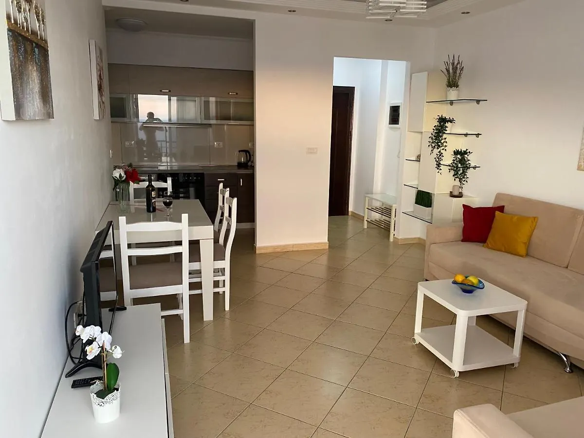 Apartment With Huge Sea View Balcony Sarandë